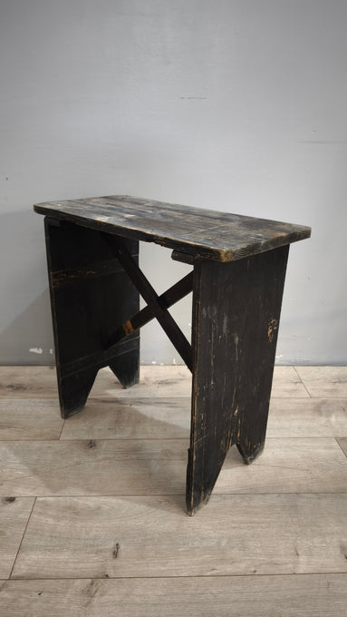 230 Panchetta in legno scuro