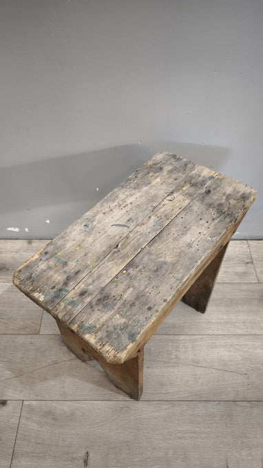 232 Panchetto rustico in legno