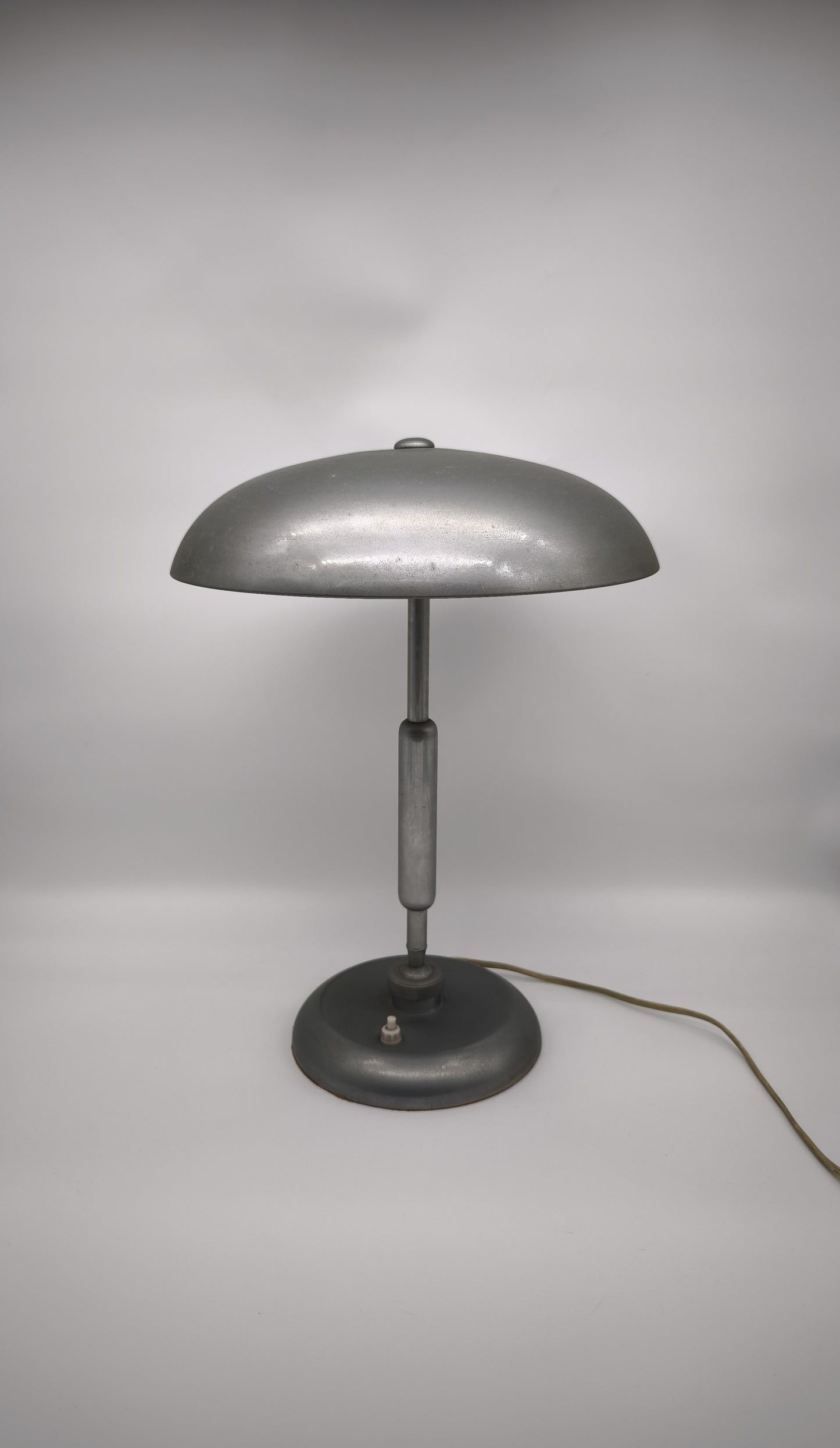 92053 Lampada da tavolo vintage Giovanni Michelucci