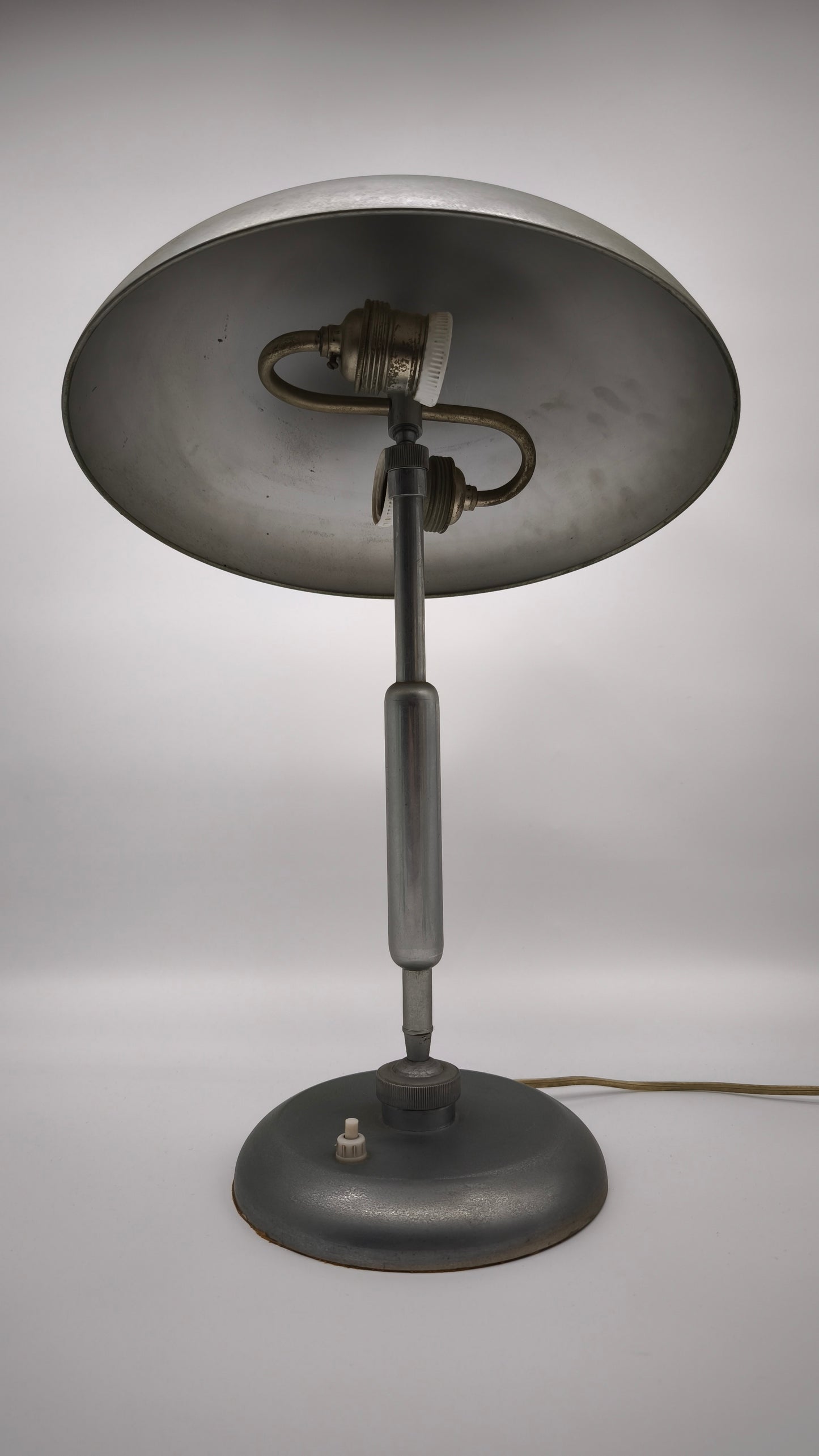 92053 Lampada da tavolo vintage Giovanni Michelucci