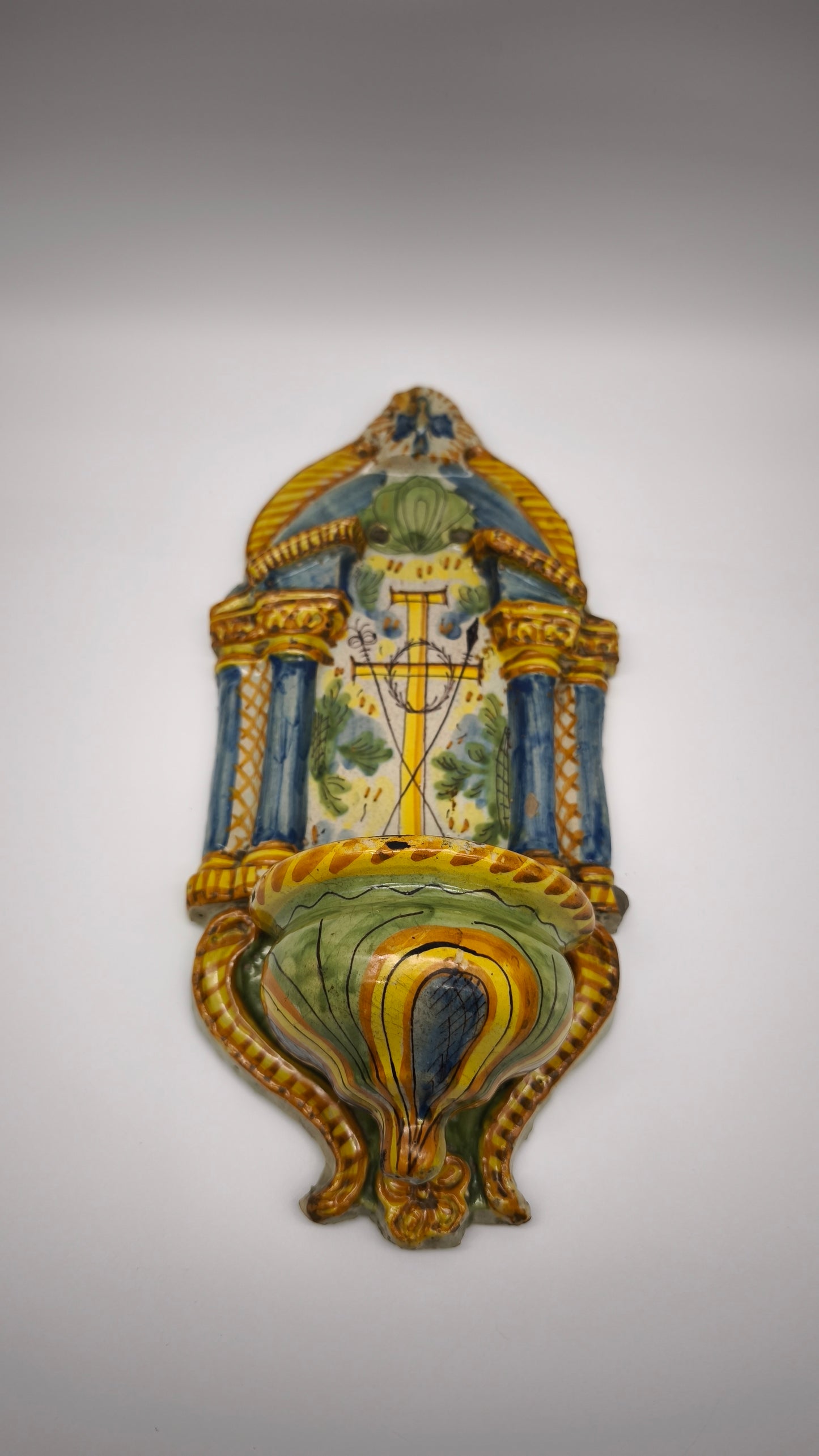 92393 Acquasantiera in ceramica dipinta