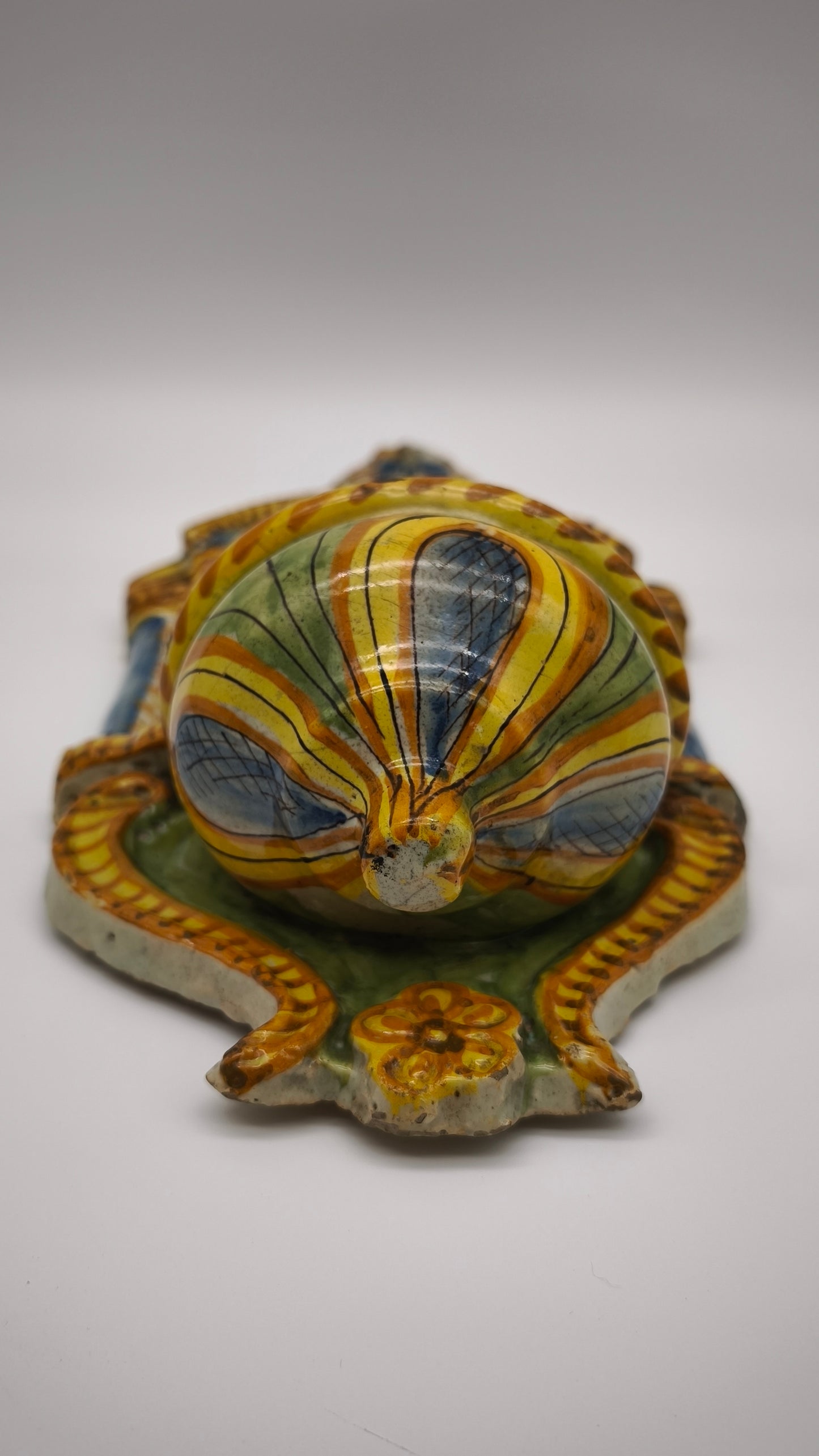 92393 Acquasantiera in ceramica dipinta