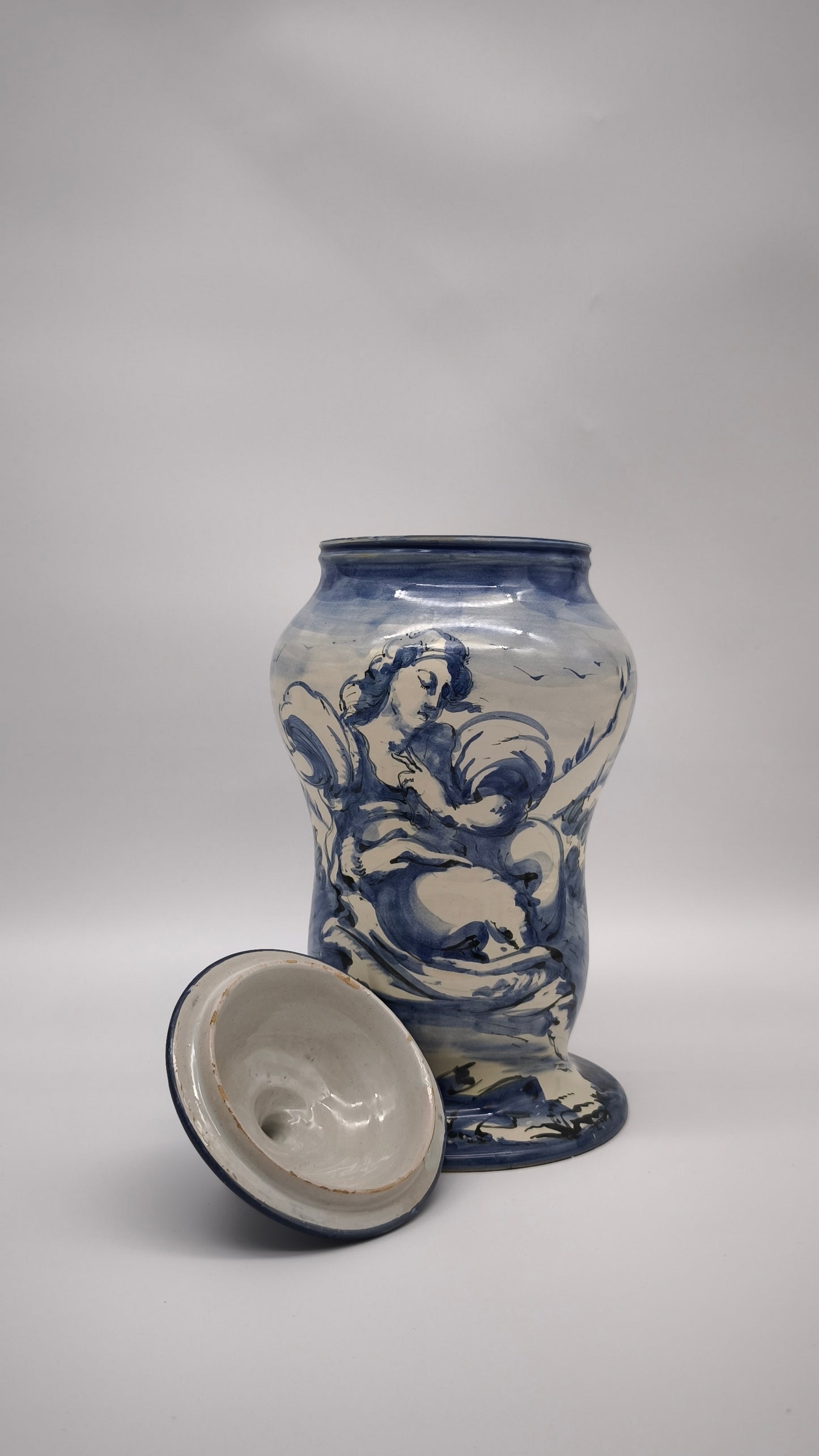 92395 Albarello in ceramica di Albissola