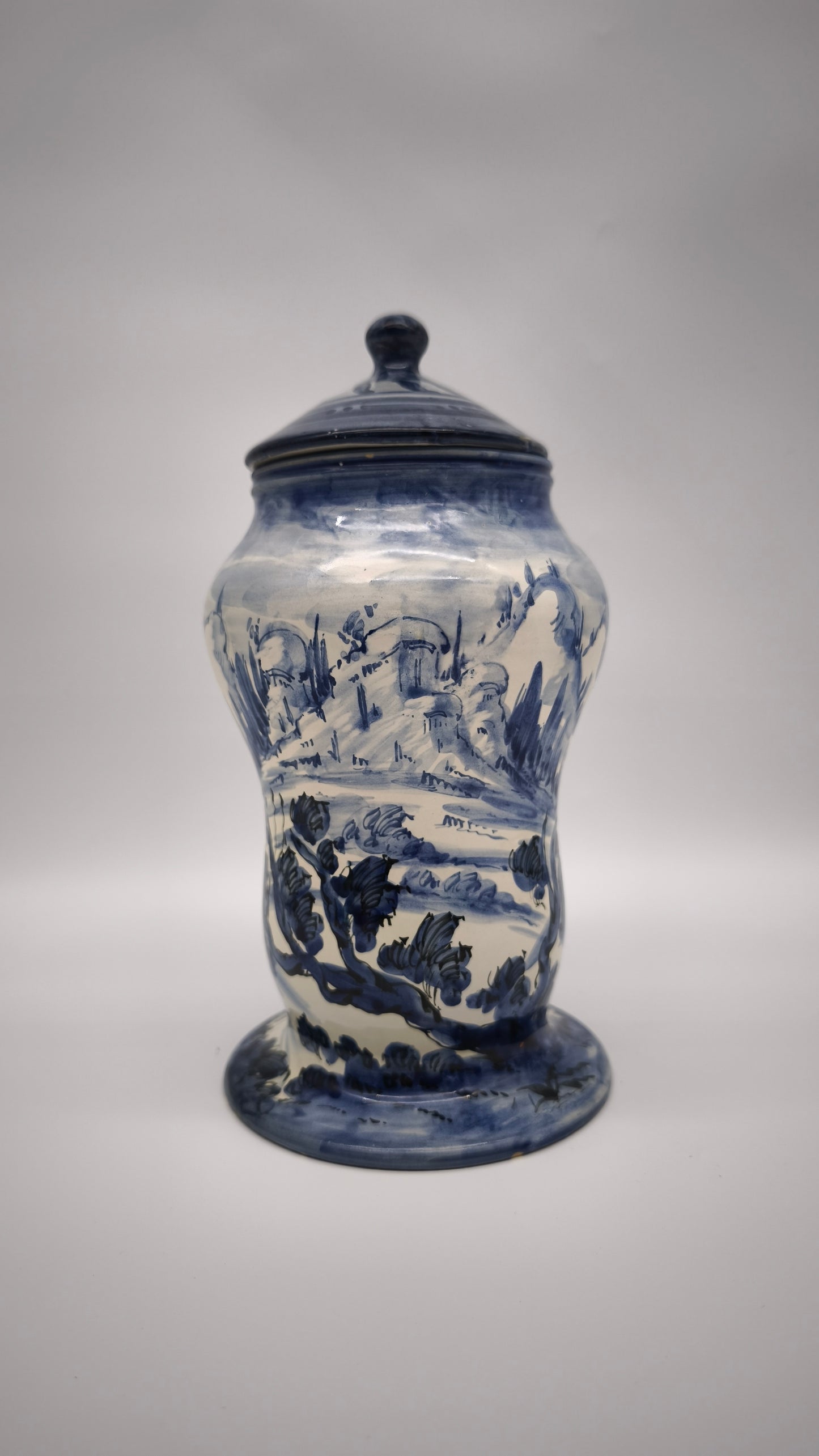 92395 Albarello in ceramica di Albissola