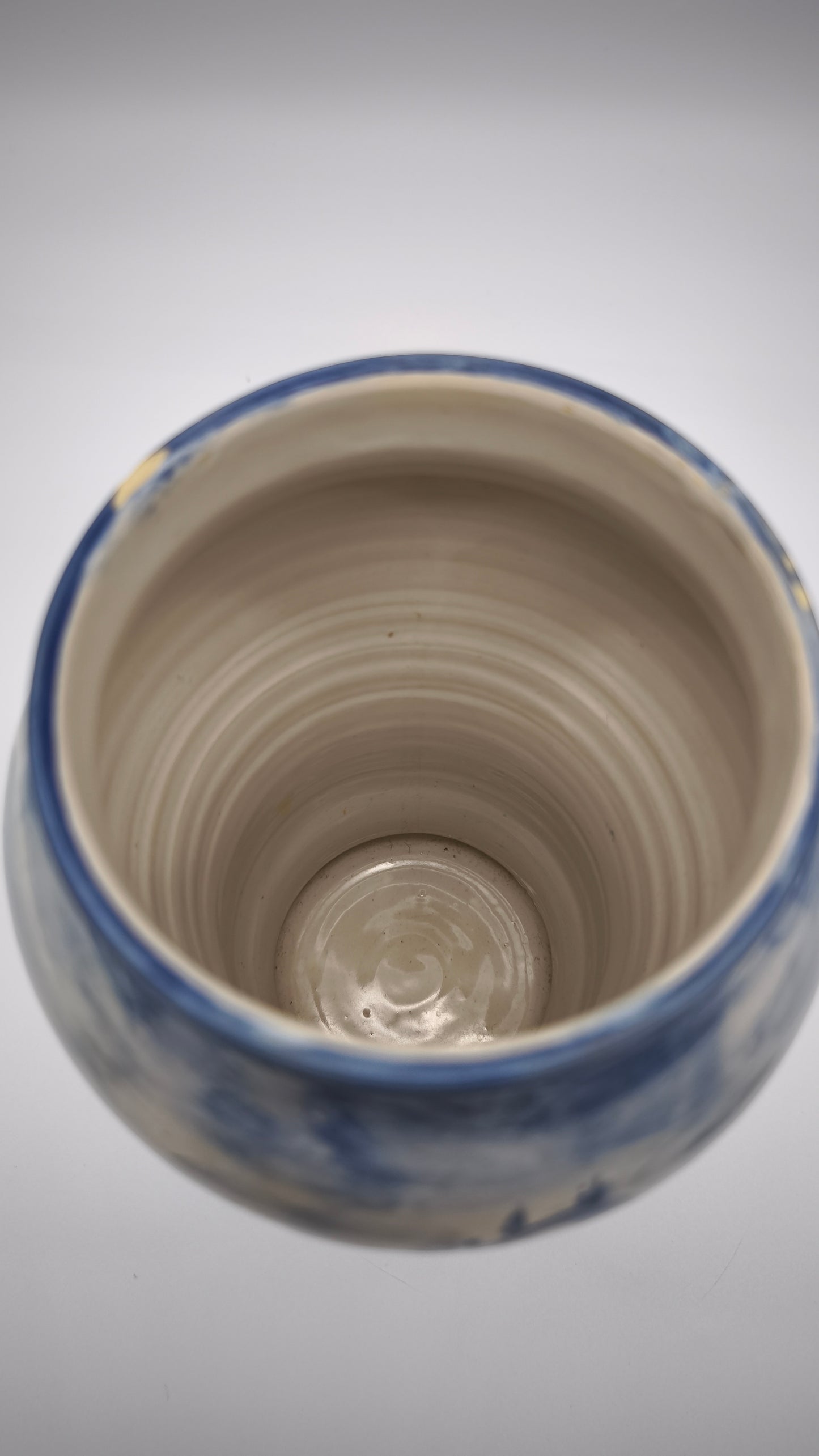 92395 Albarello in ceramica di Albissola
