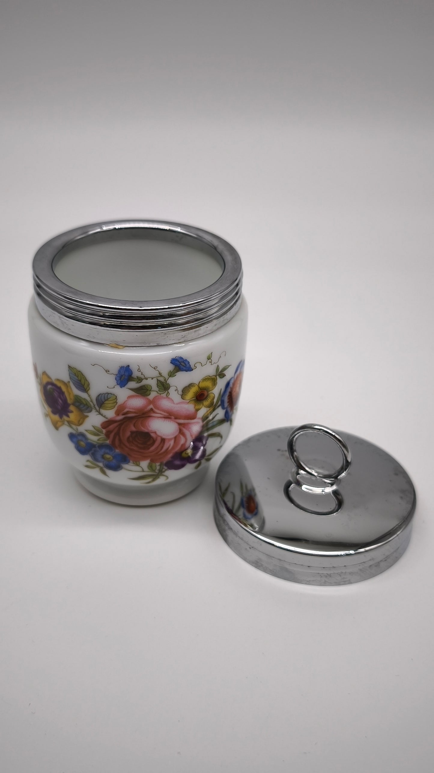 92392 Cuoci uovo in ceramica Royal Worcester