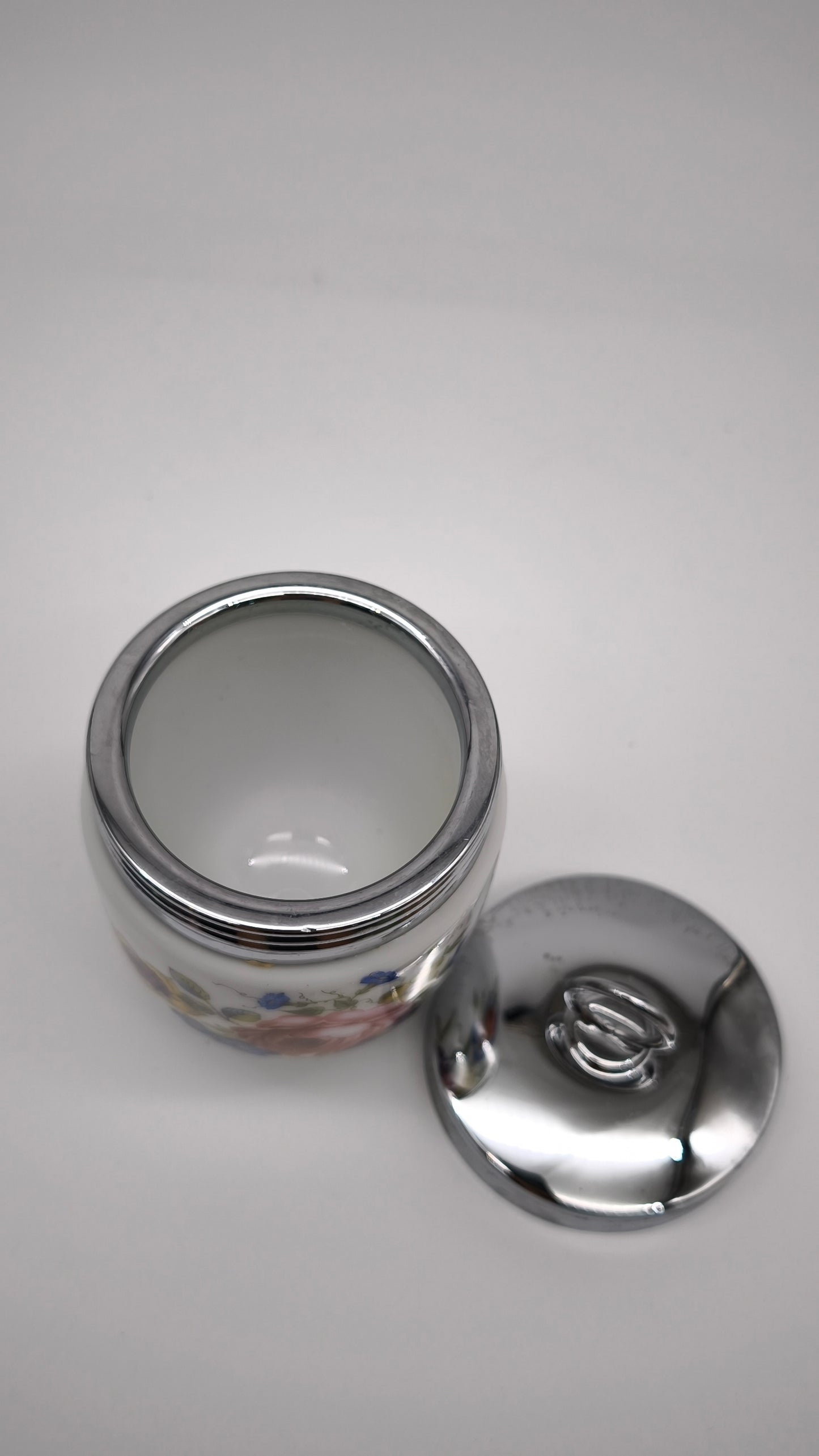 92392 Cuoci uovo in ceramica Royal Worcester