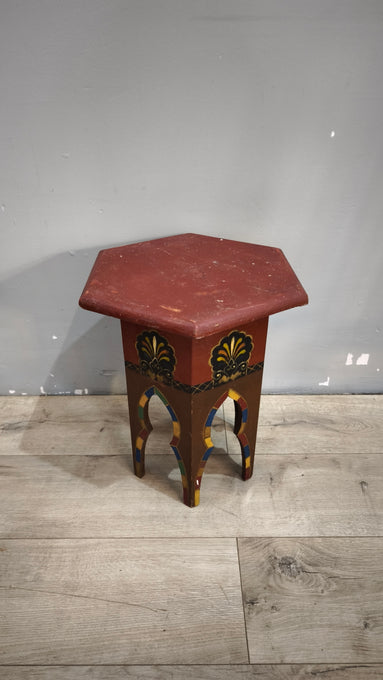 233 Panchetto esagonale marocchino decorato