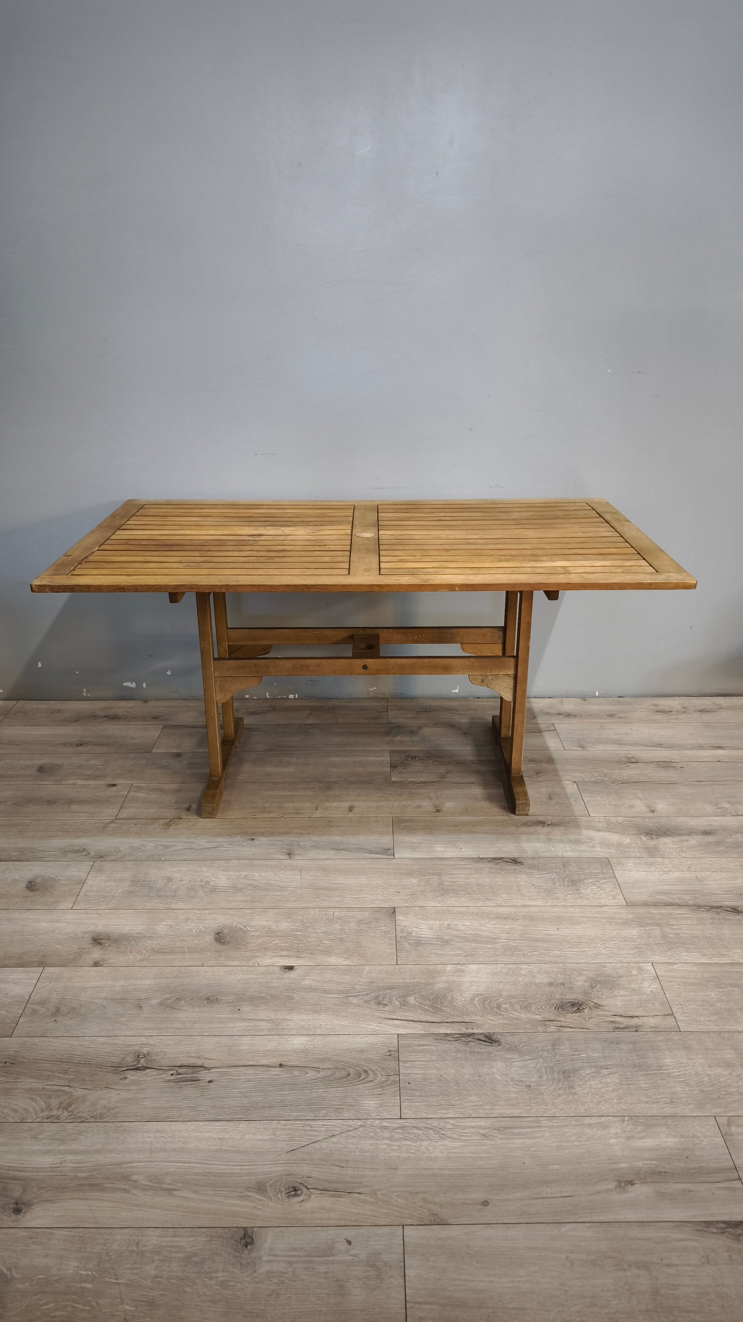 92506 Tavolo da esterno in legno