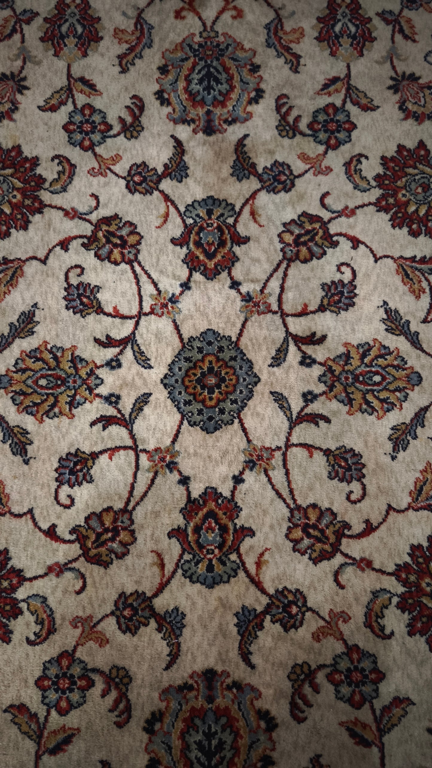 92535 Tappeto in tessuto naturale con decorazione a motivo floreale
