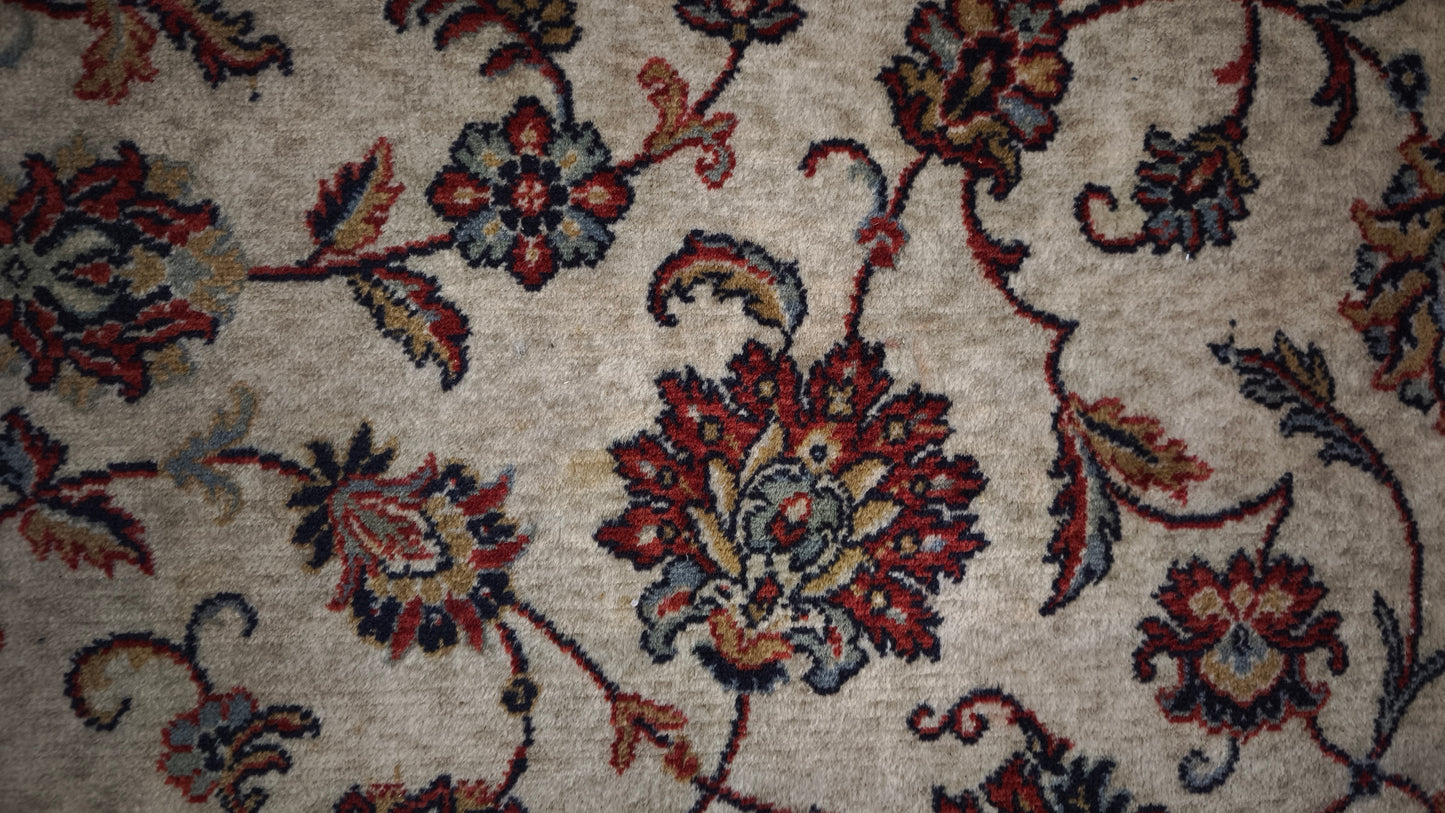 92535 Tappeto in tessuto naturale con decorazione a motivo floreale