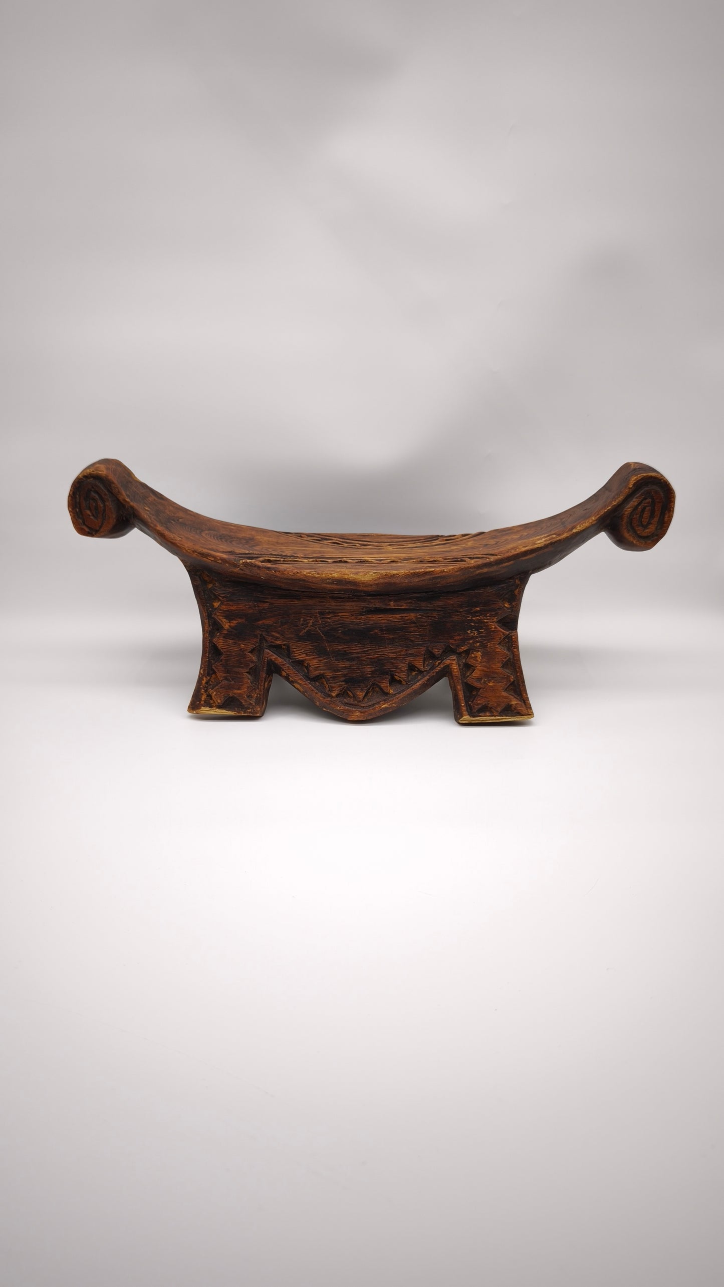 92516 Poggia testa africano in legno intagliato