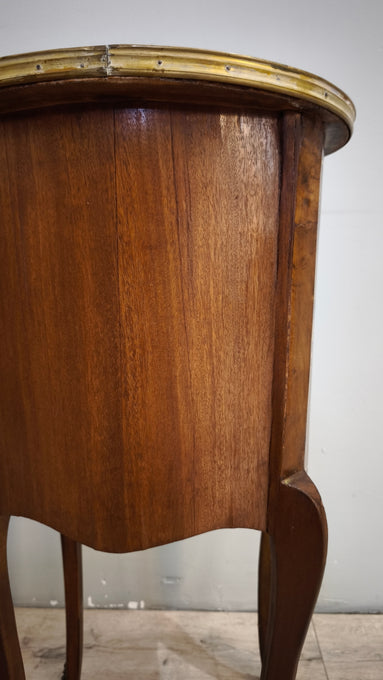 92558 Comodino con sportello e cassetti interni