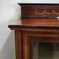 92557 Vetrinetta in legno con sportello bombato