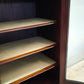 92557 Vetrinetta in legno con sportello bombato