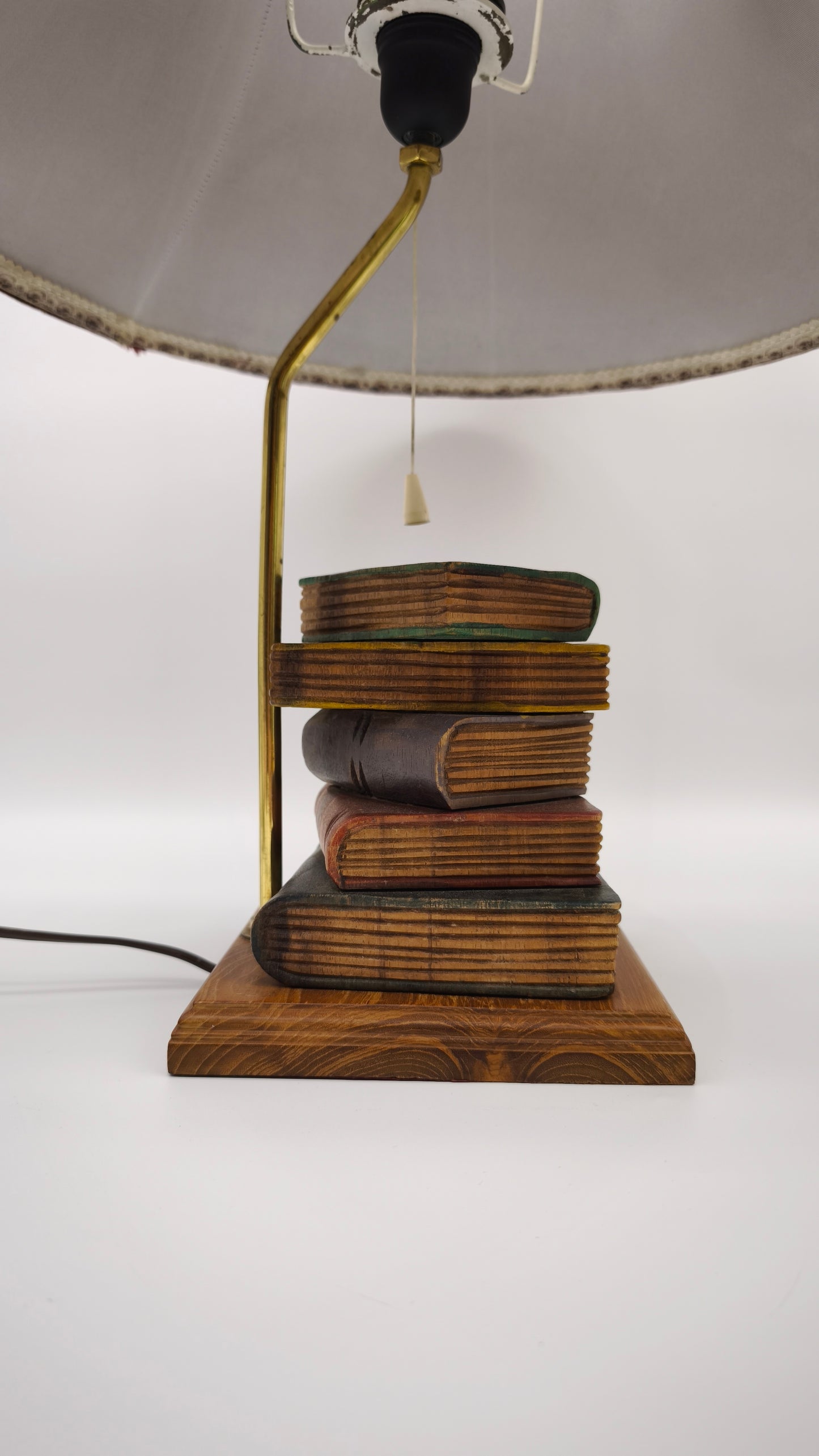 92560 Lampada da tavolo con decorazione libri