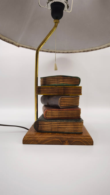 92560 Lampada da tavolo con decorazione libri