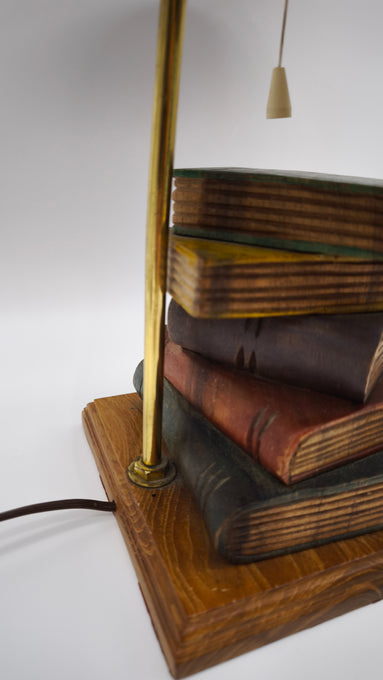 92560 Lampada da tavolo con decorazione libri