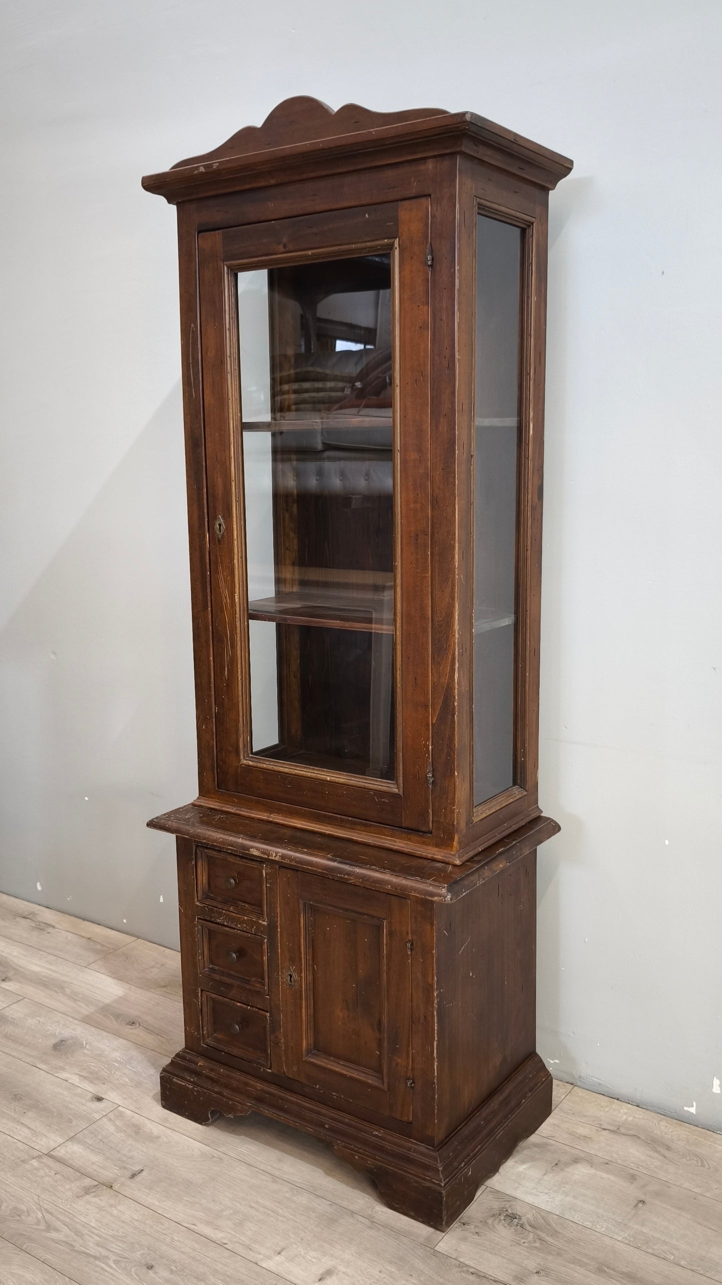 92579 Vetrina in legno arte povera
