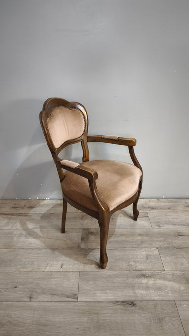 92587 Poltroncina in legno e tessuto rosa con braccioli