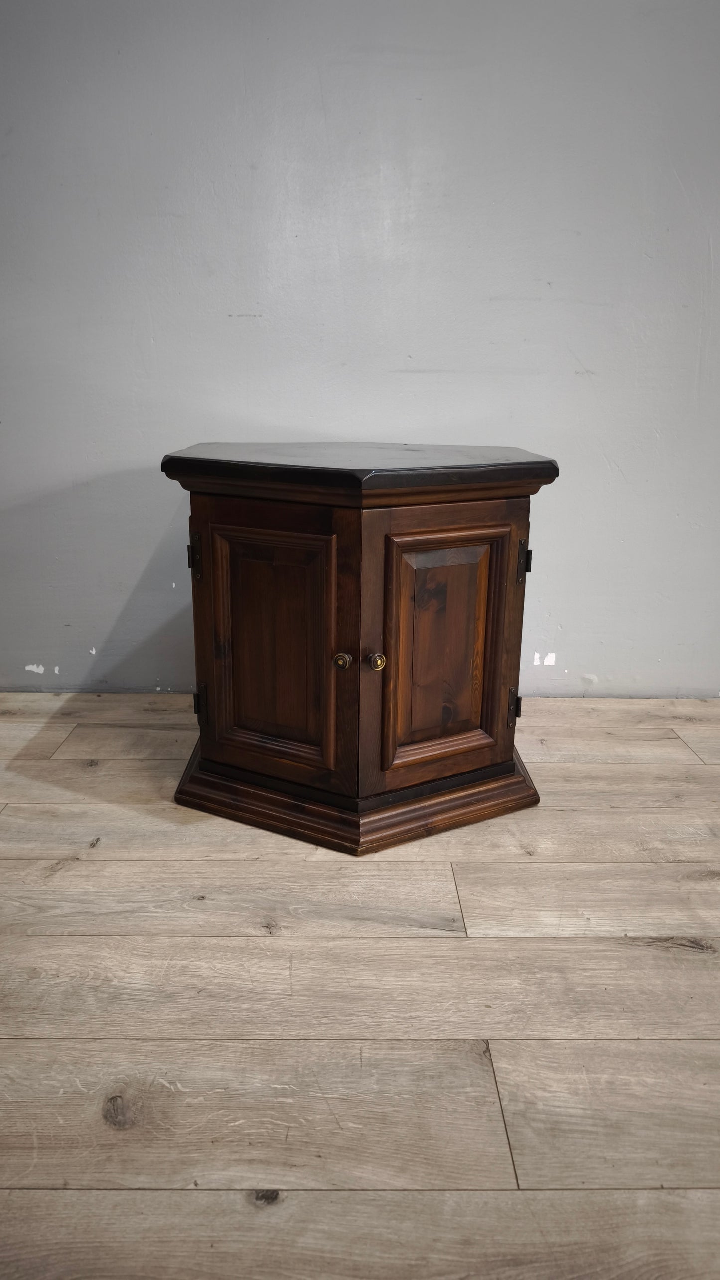 92569 Mobile ottagonale in legno di pino