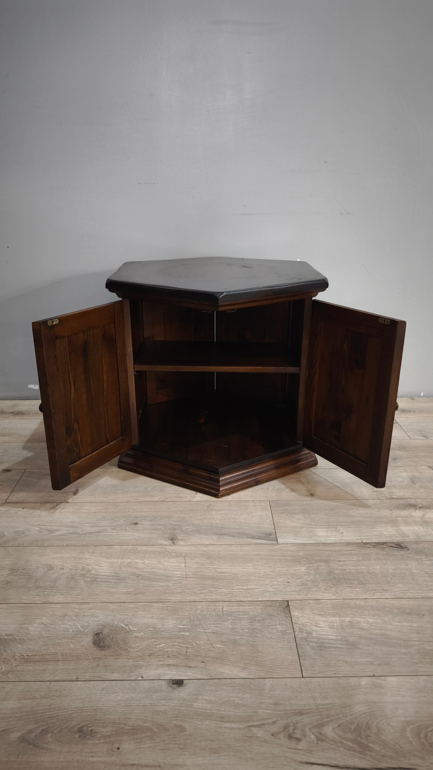 92569 Mobile ottagonale in legno di pino