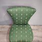 92588 Poltroncina imbottita e rivestita in tessuto verde