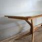 92594 Tavolo basso anni '50/'60 italiano in legno massello di faggio con piano in vetro verde salvia