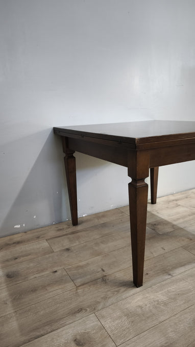 92589 Tavolo quadrato allungabile con piano quadrato a ribalta
