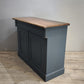 92591 Credenzina due sportelli dipinta azzurra con piano in legno