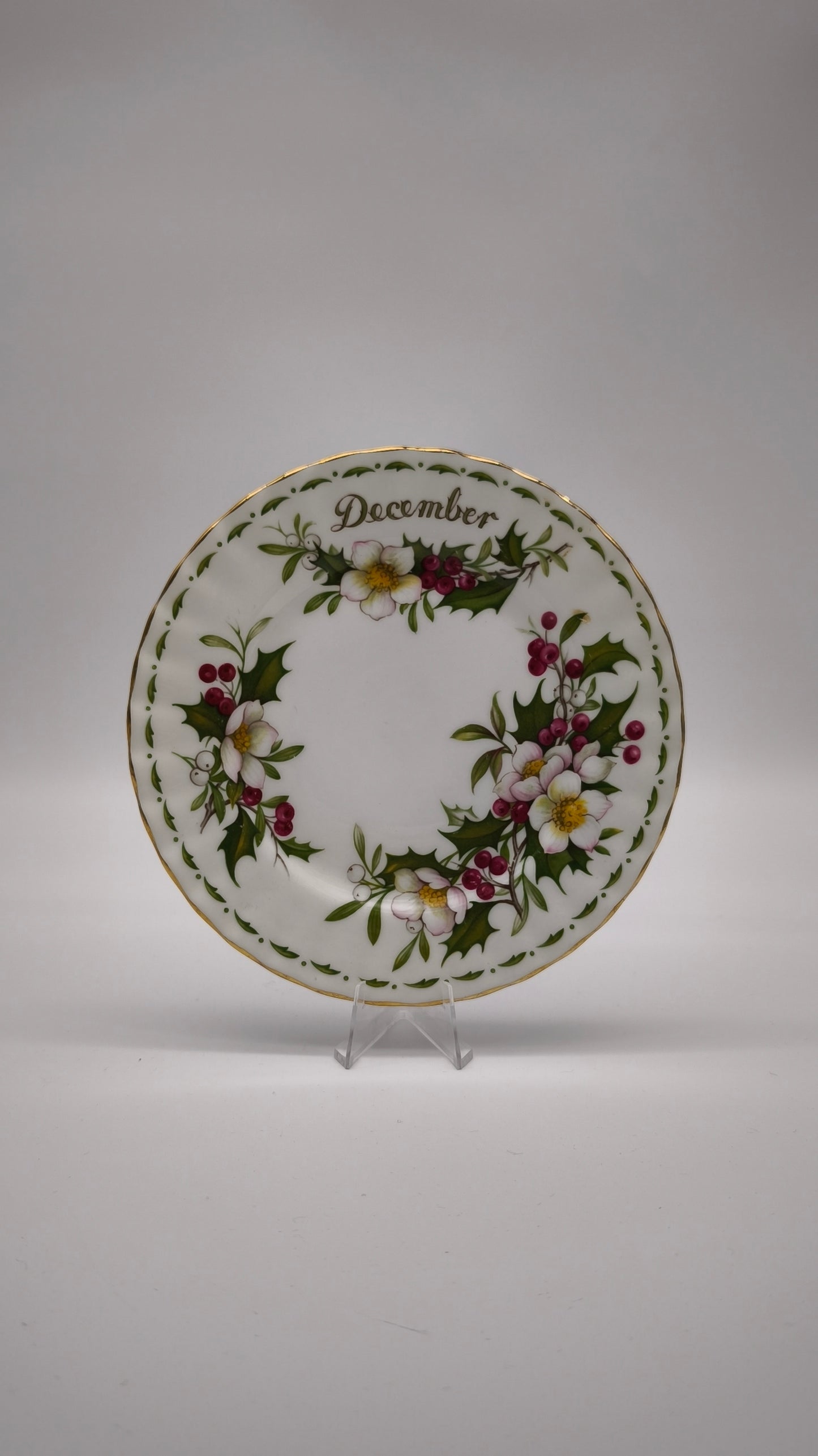 92582 Piatto da dessert in ceramica Royal Albert, Flower of the month series, Christmas rose, December