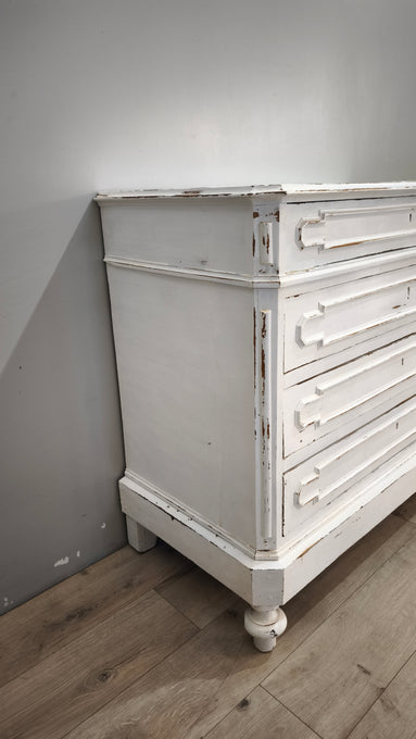 92704 Comò in legno dipinto bianco