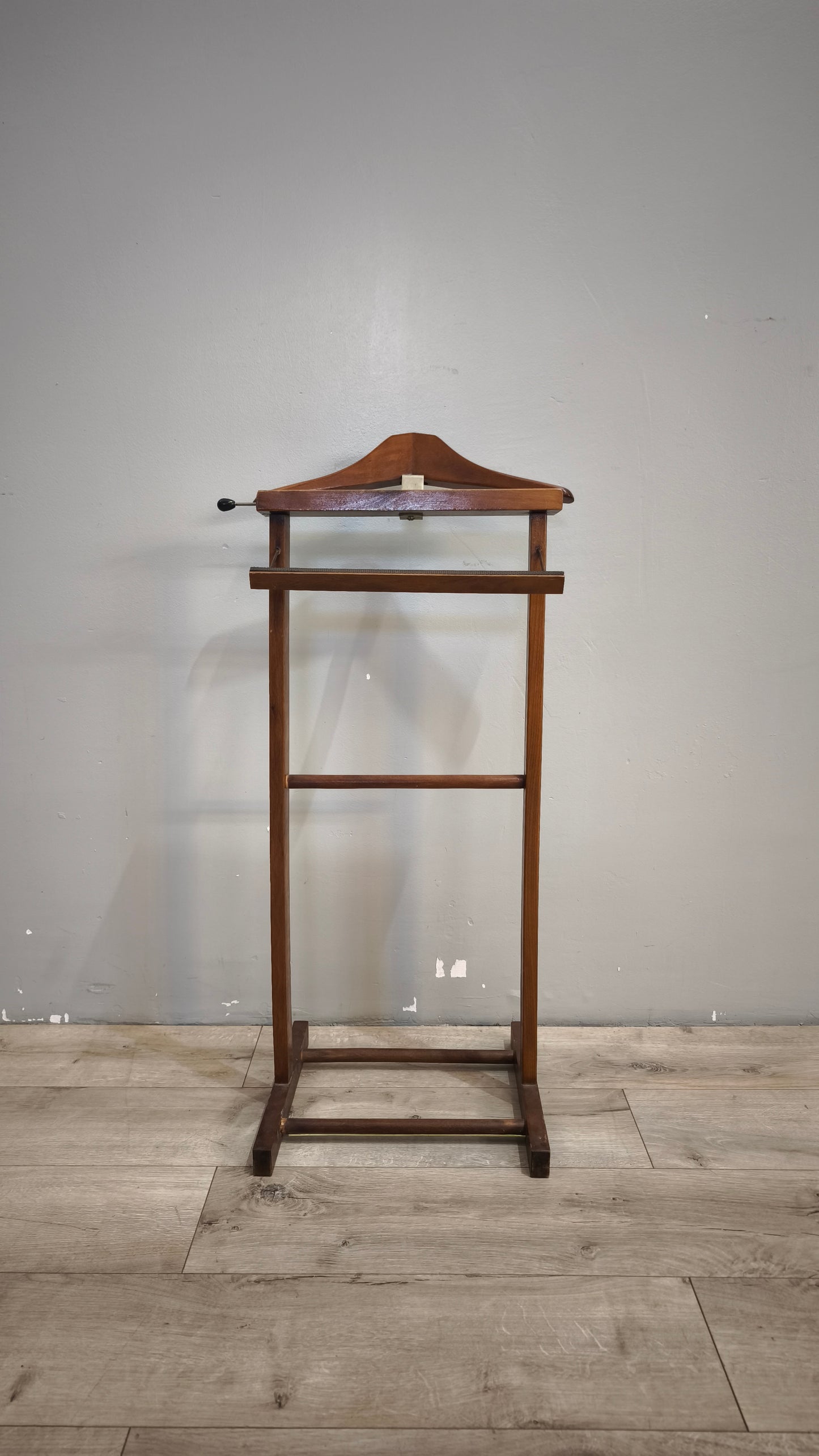 92708 Omo morto in legno