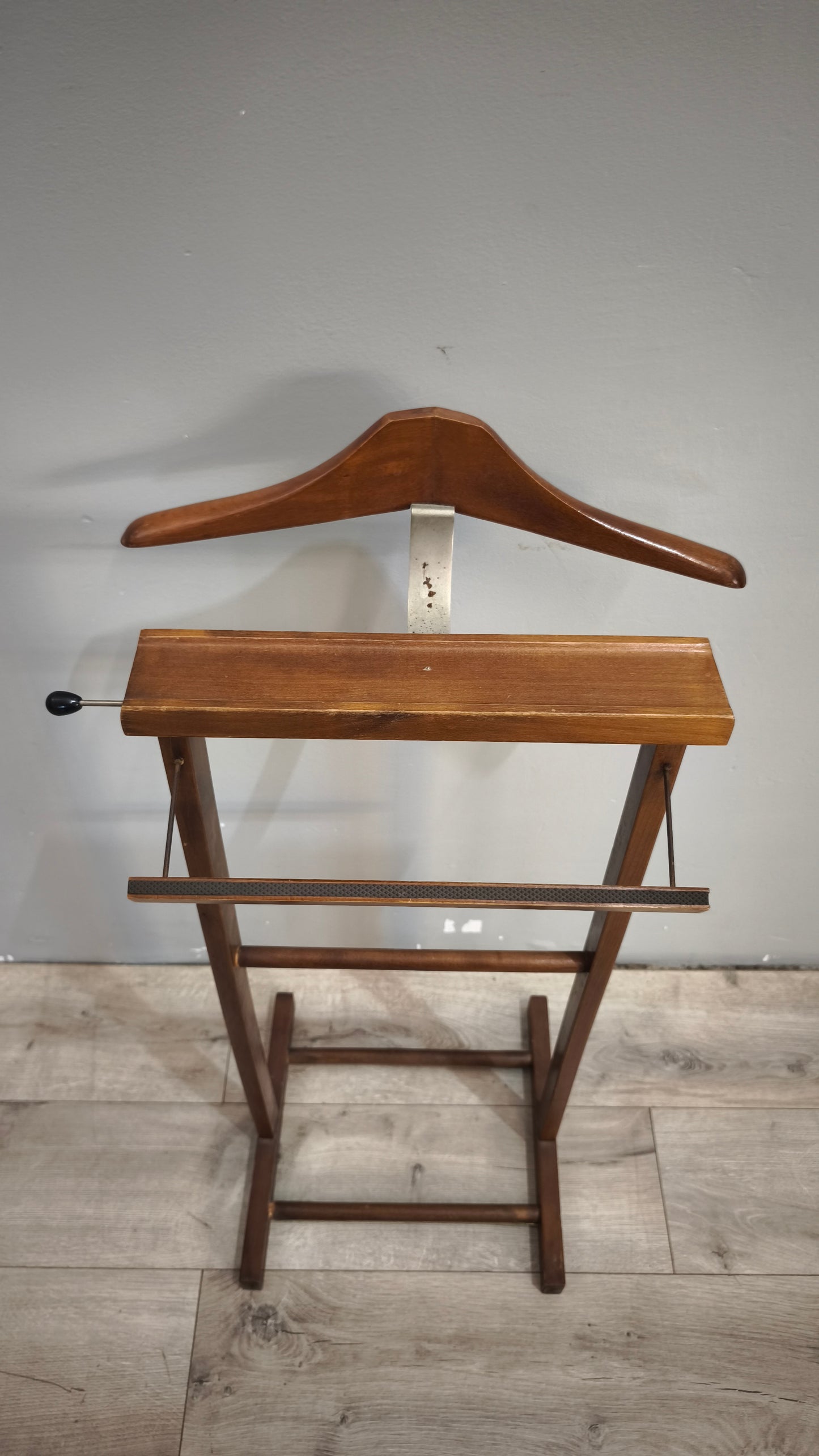92708 Omo morto in legno