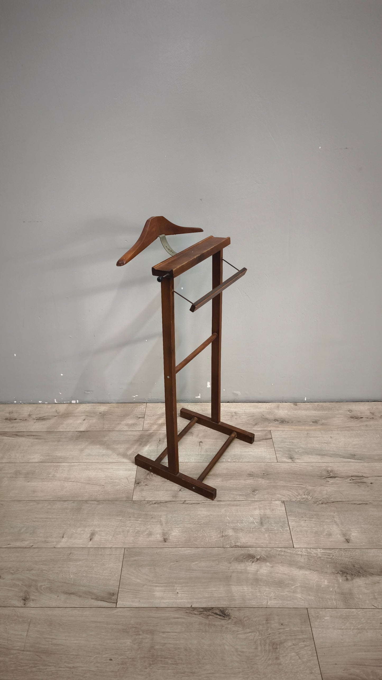 92708 Omo morto in legno