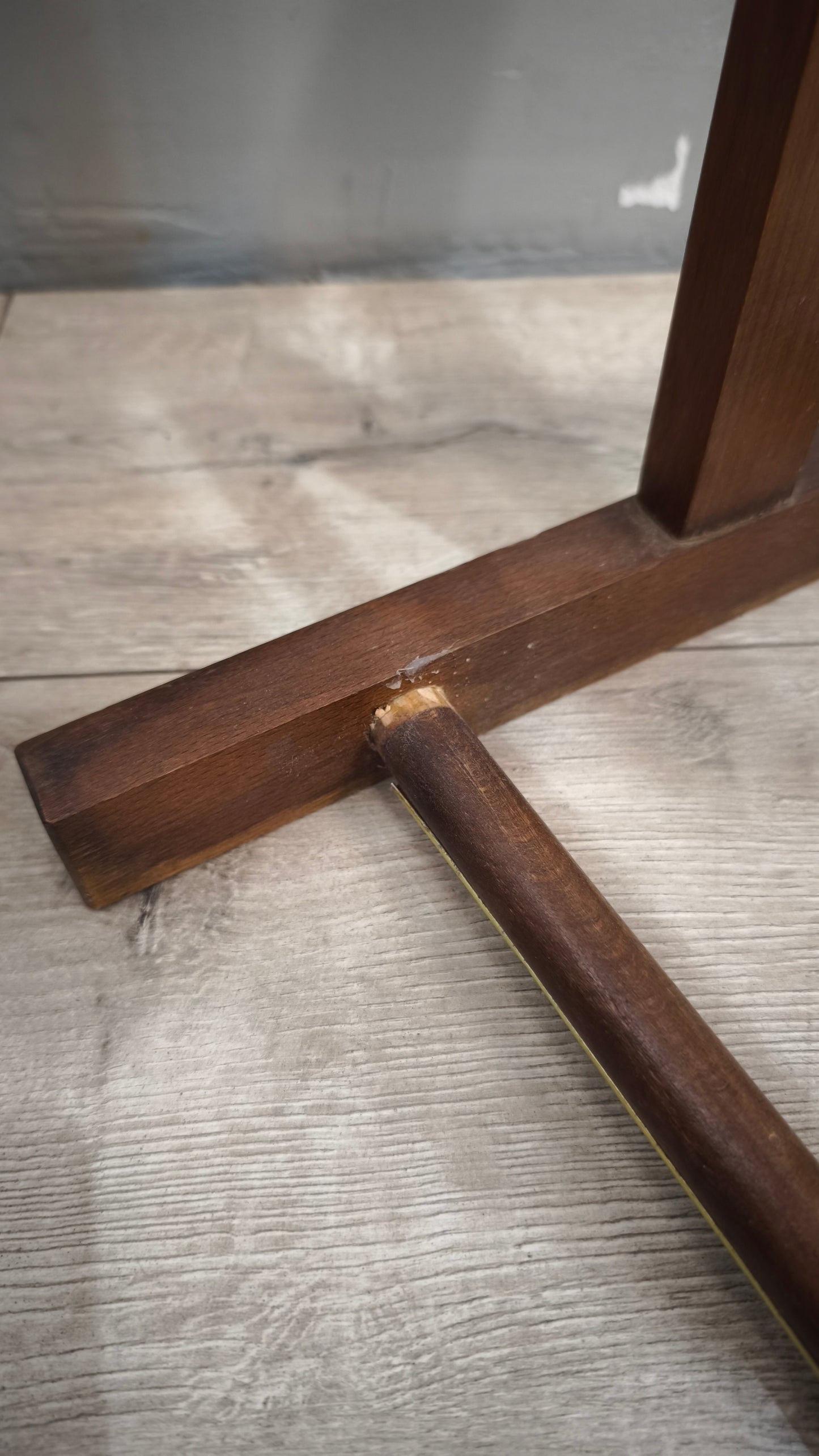 92708 Omo morto in legno