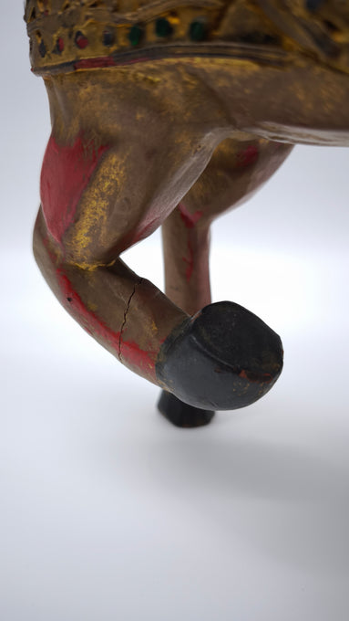 92636 Cavallo in legno decorato