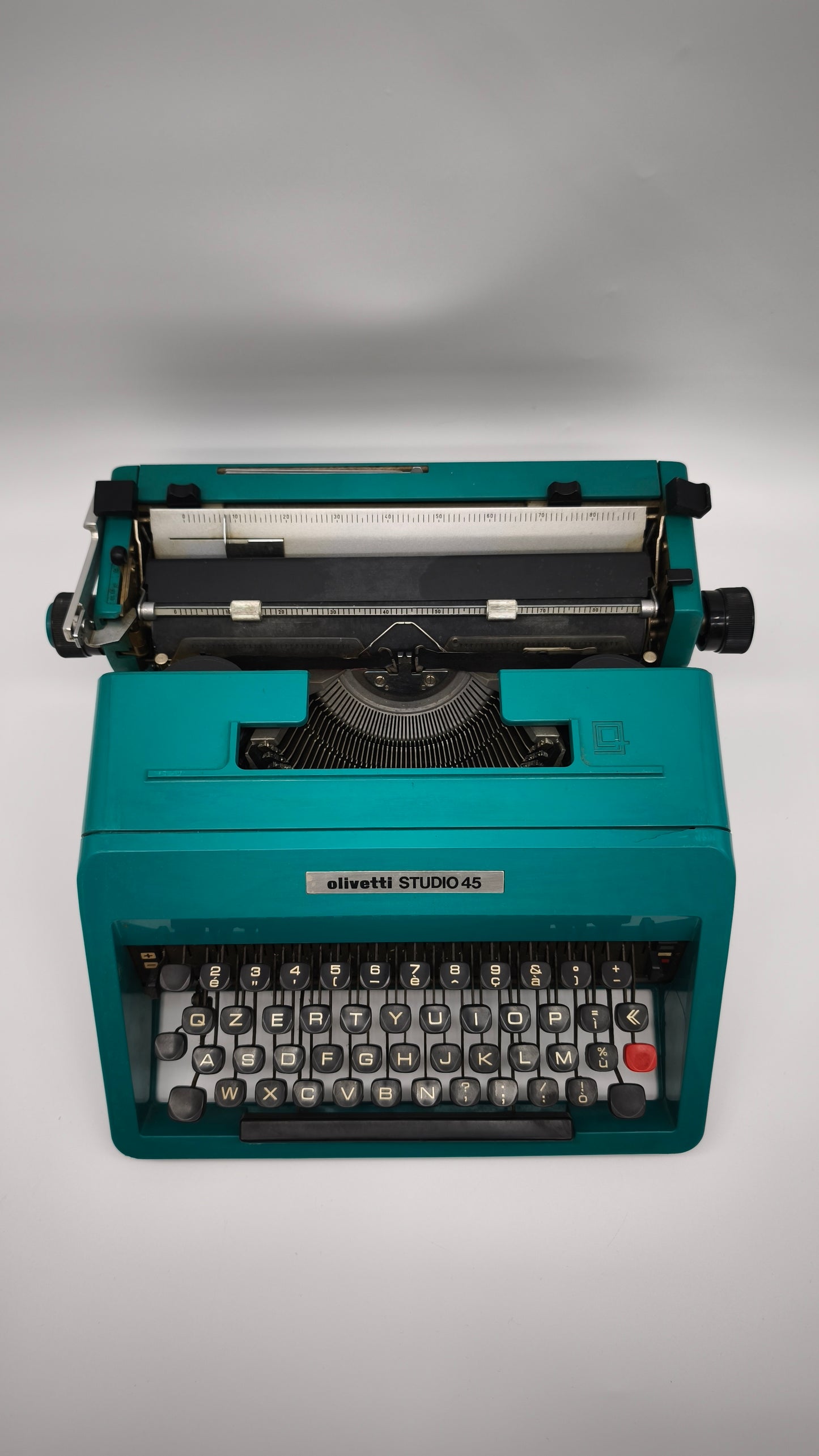 92736 Macchina da scrivere Olivetti Studio 45