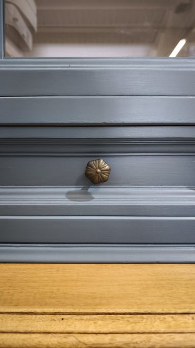 92759 Credenza due corpi in legno dipinta azzurra