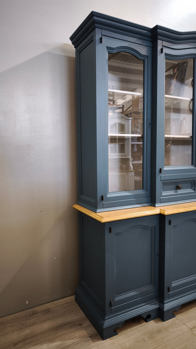92759 Credenza due corpi in legno dipinta azzurra
