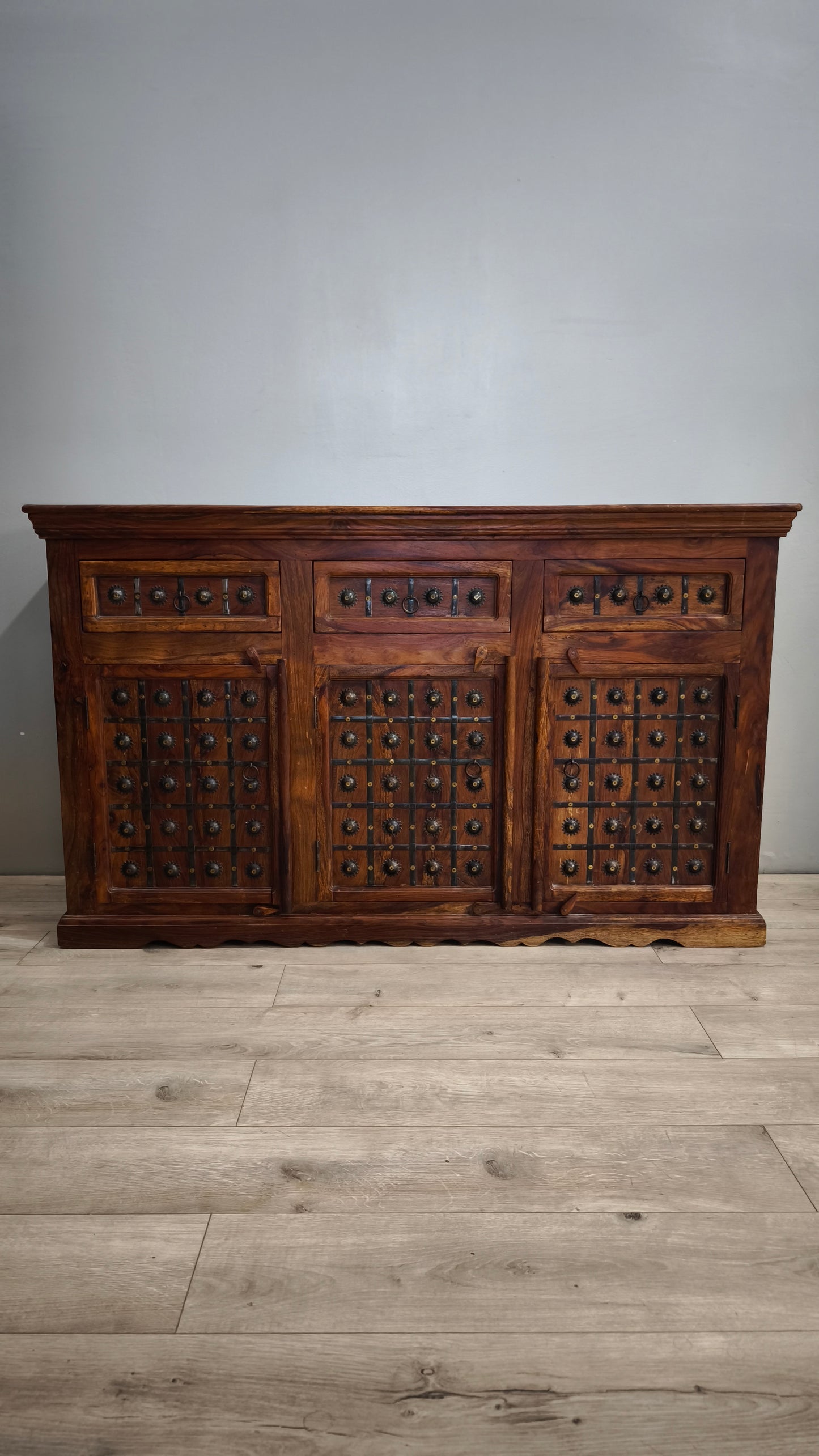 92744 Servante indiana in legno etnico