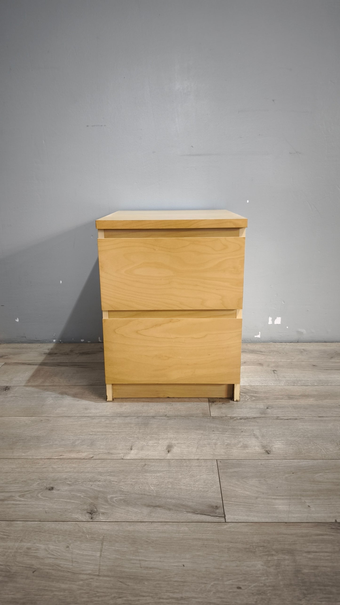 92746 Comodino Ikea con due cassetti chiaro