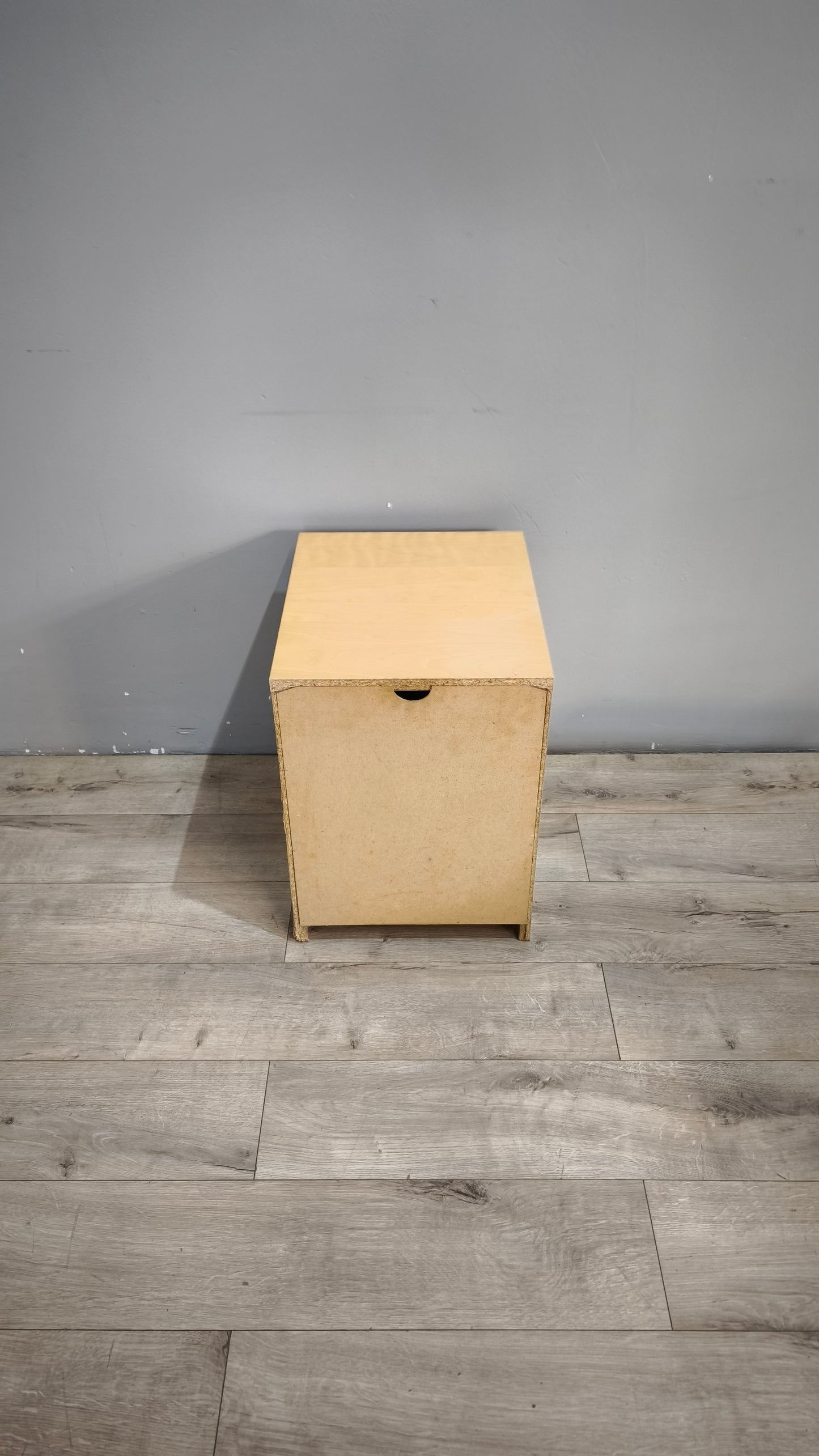 92746 Comodino Ikea con due cassetti chiaro