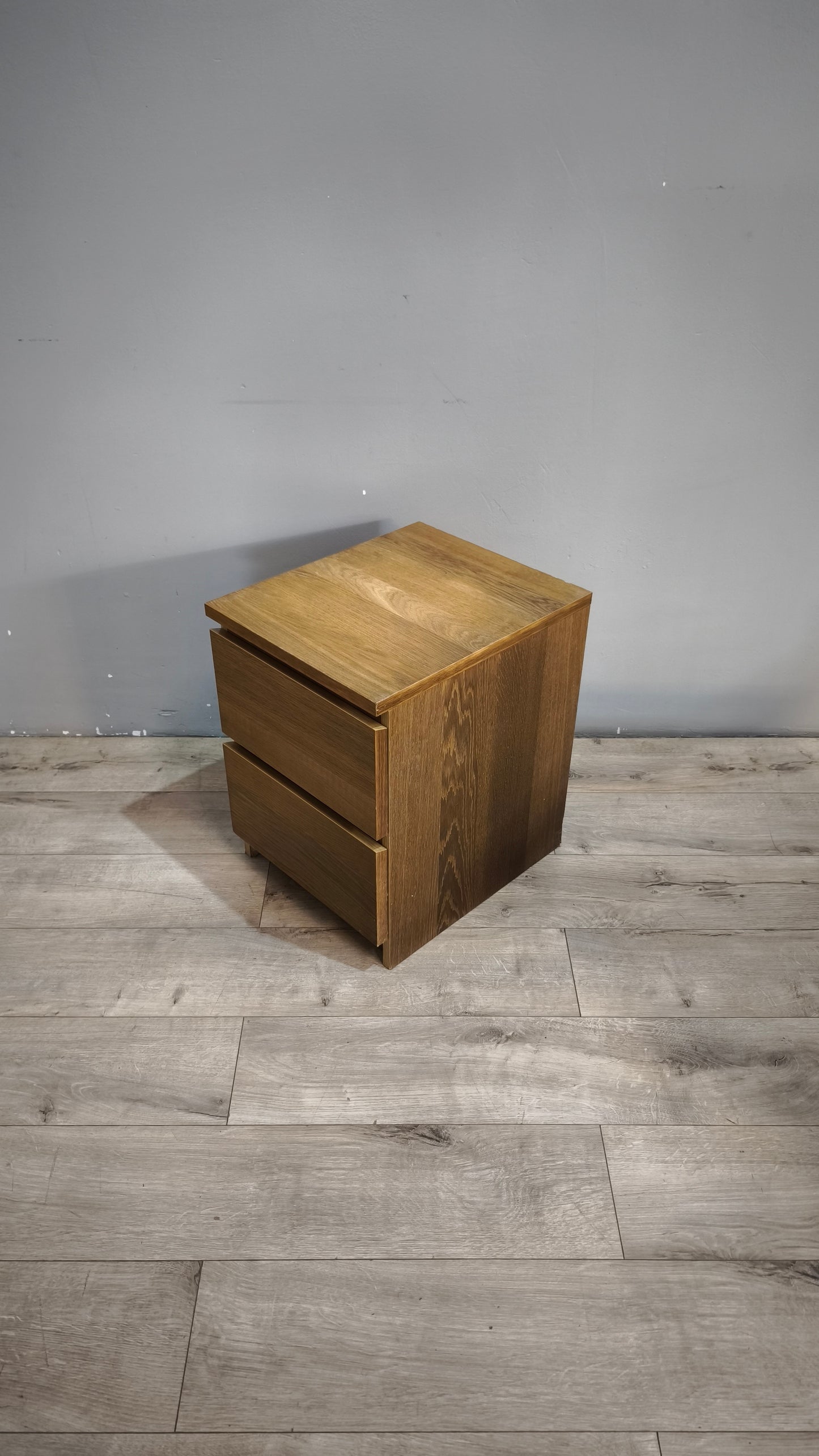 92746 Comodino Ikea con due cassetti