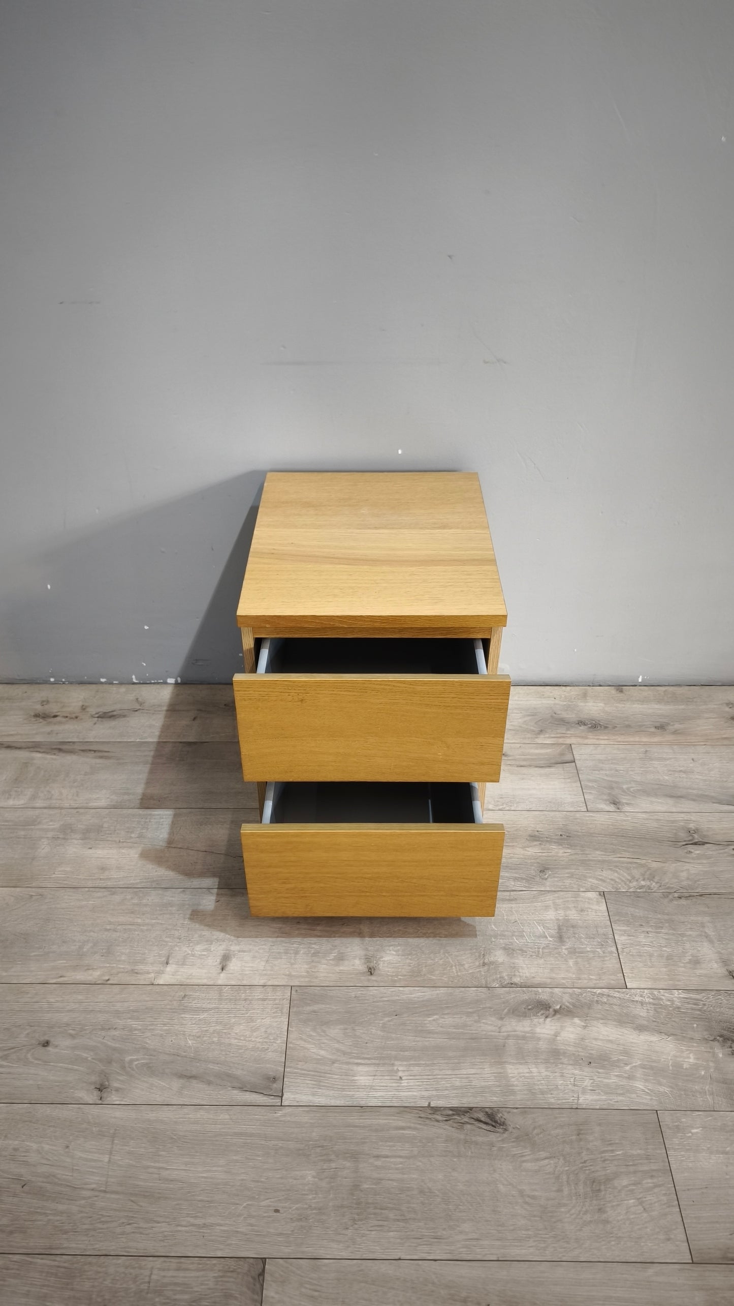 92746-2 Comodino Ikea con due cassetti