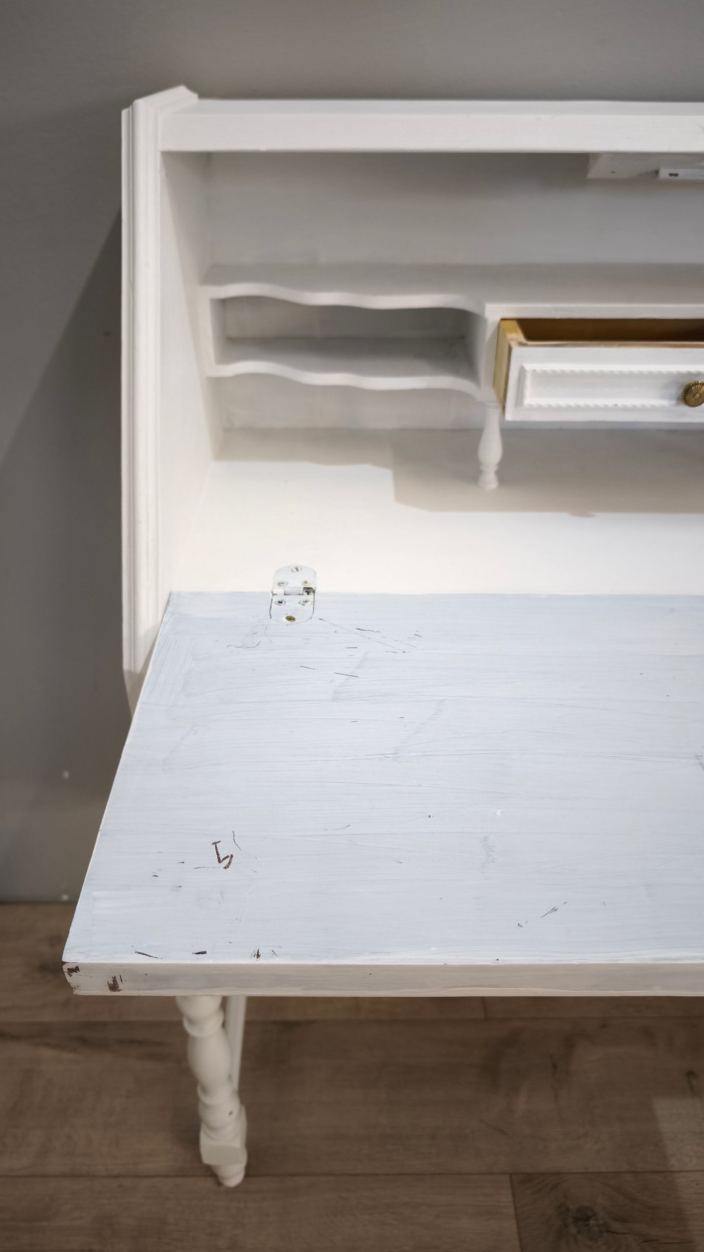 92749 Secretaire bianco in legno
