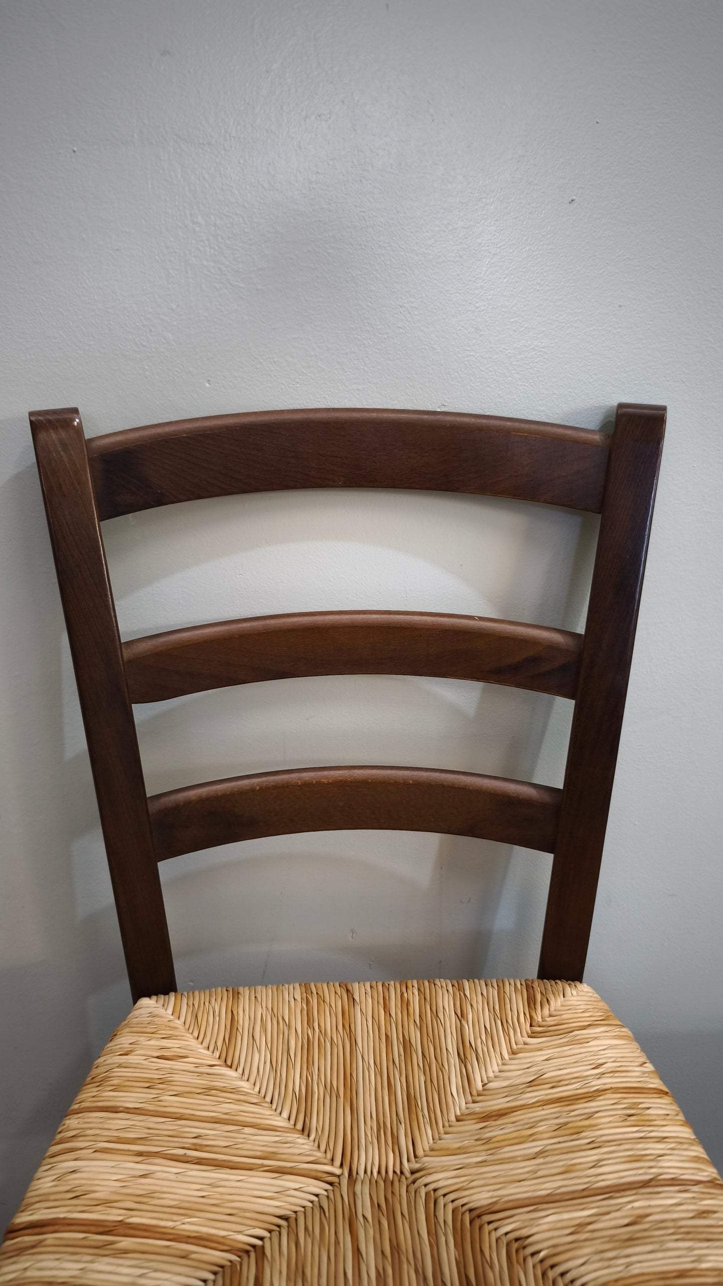 92841 Set n 6 sedie in legno con seduta in paglia