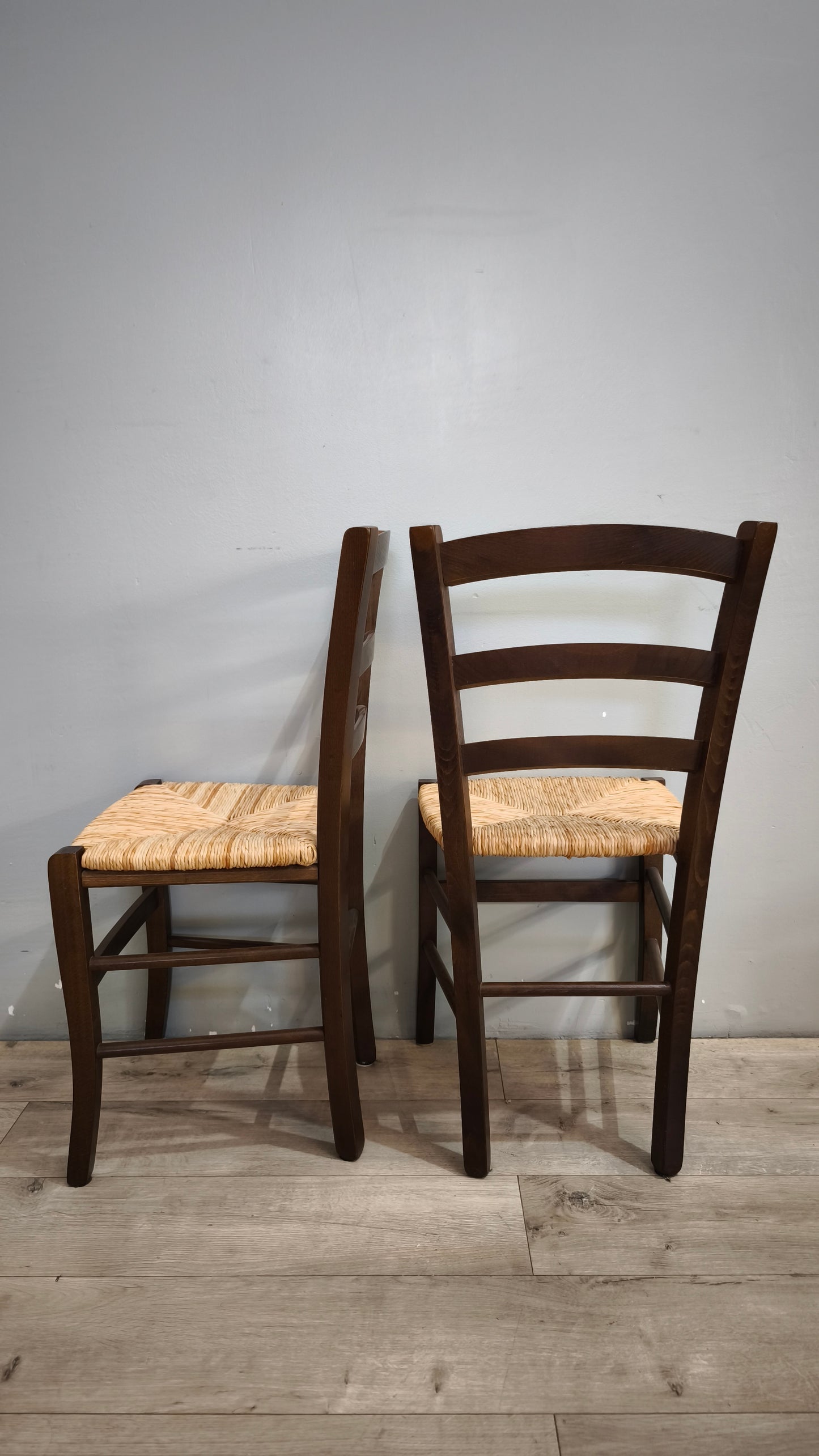 92841 Set n 6 sedie in legno con seduta in paglia