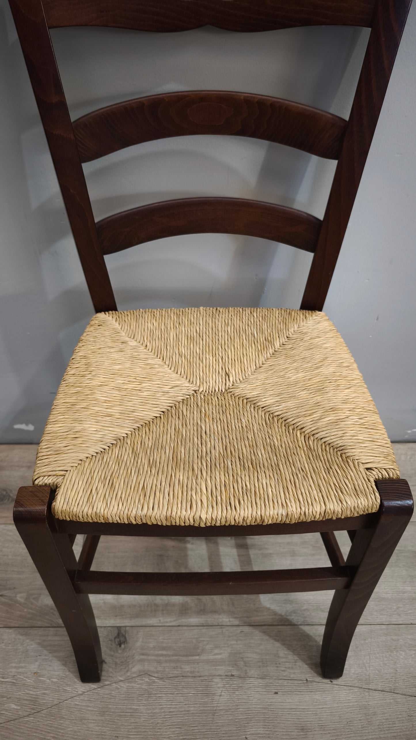 92840 Set n 4 sedie in legno con seduta in paglia