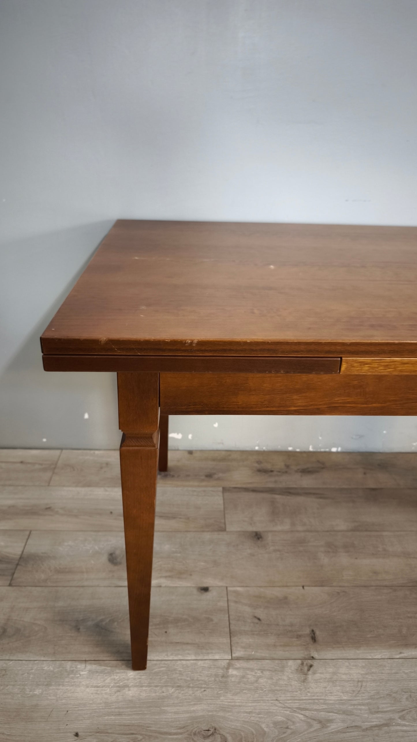 92844 Tavolo allungabile con piano rettangolare